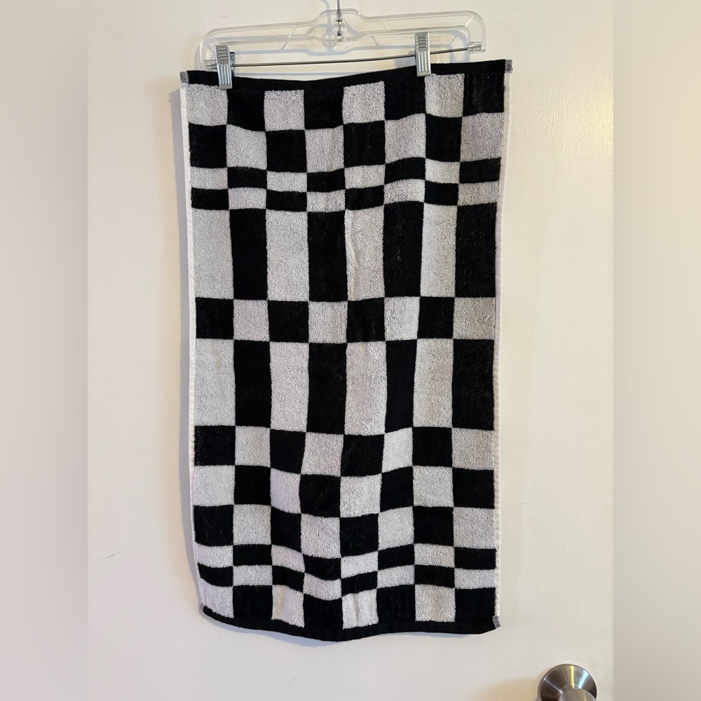 Deborah Connelly Black and White Checkered Hand Towel